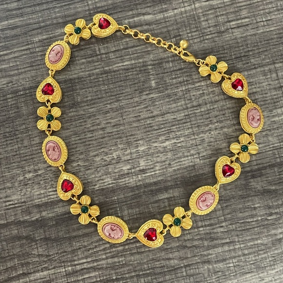 Ego UK Cameo Gold Dangle Earrings And Necklace - Picture 14 of 16